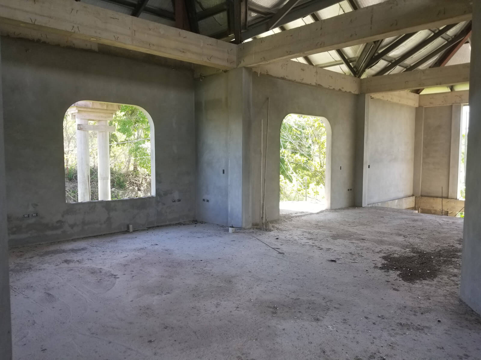 Large unfinished residential structure Buy Belize Real Estate