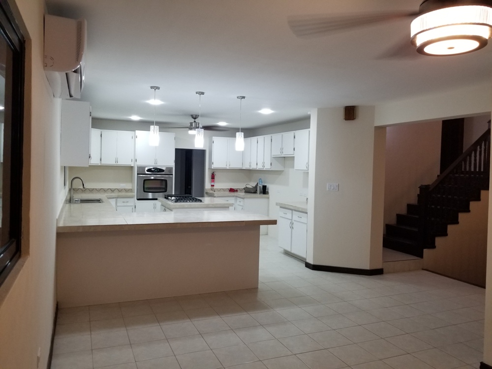 3 Bed House for Rent in Belize City