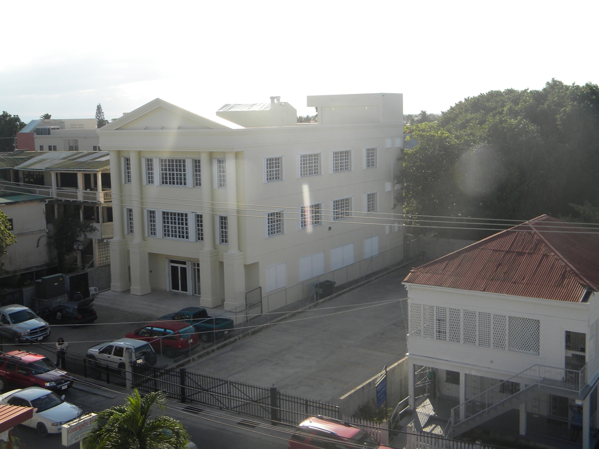3 story commercial space for rent in Belize 