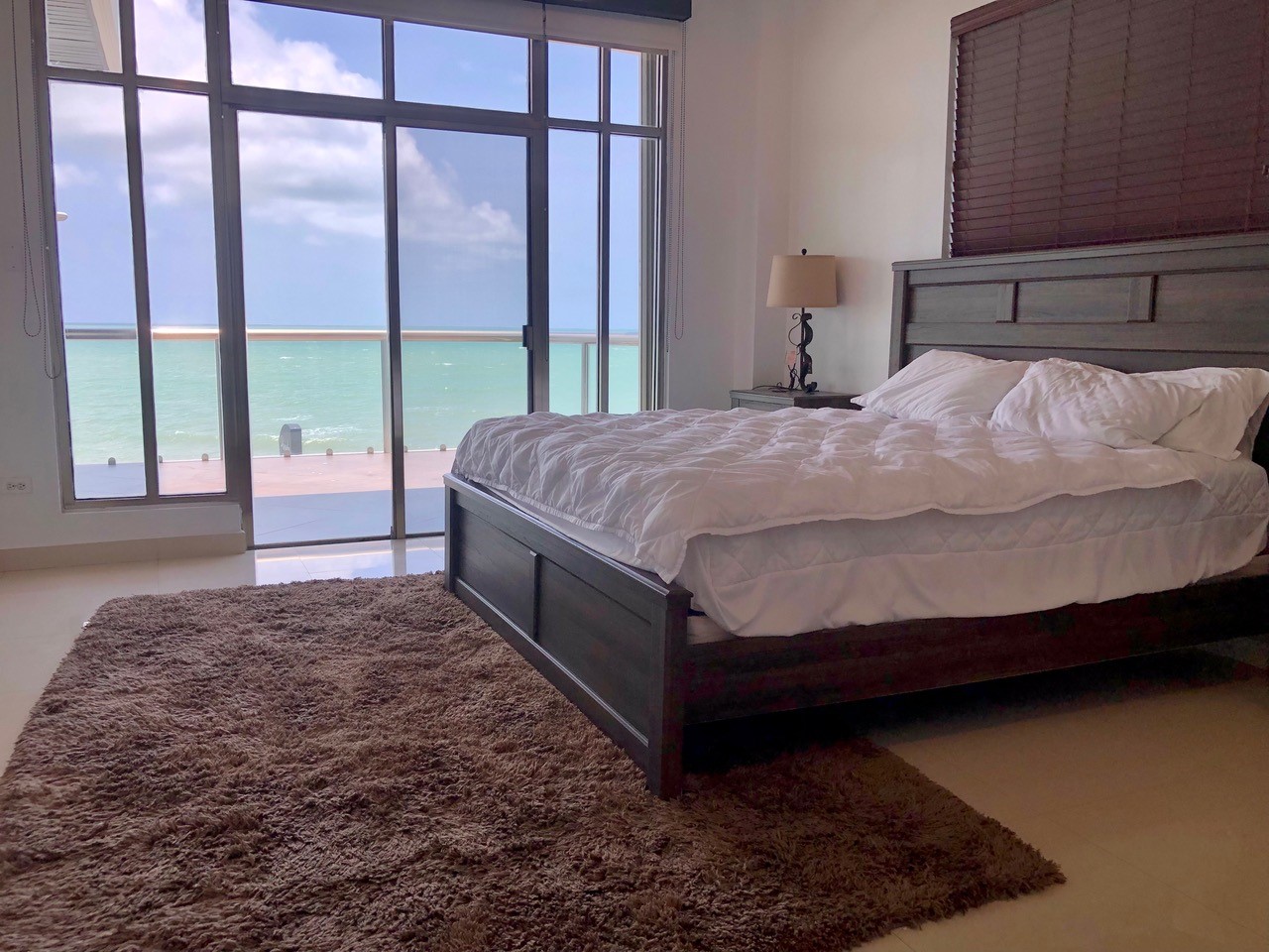 Furnished & Modern 2 Bed Apartment for Rent in Belize City