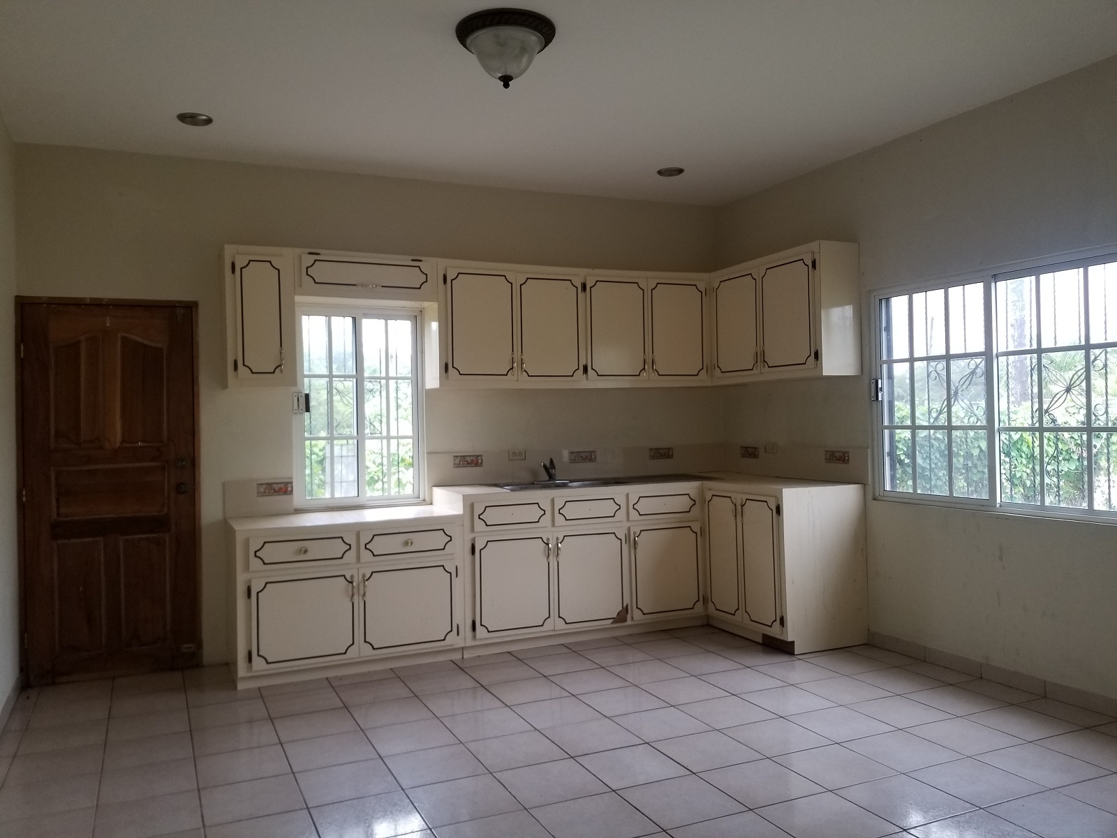 Large Residential Home for Rent in Belmopan City