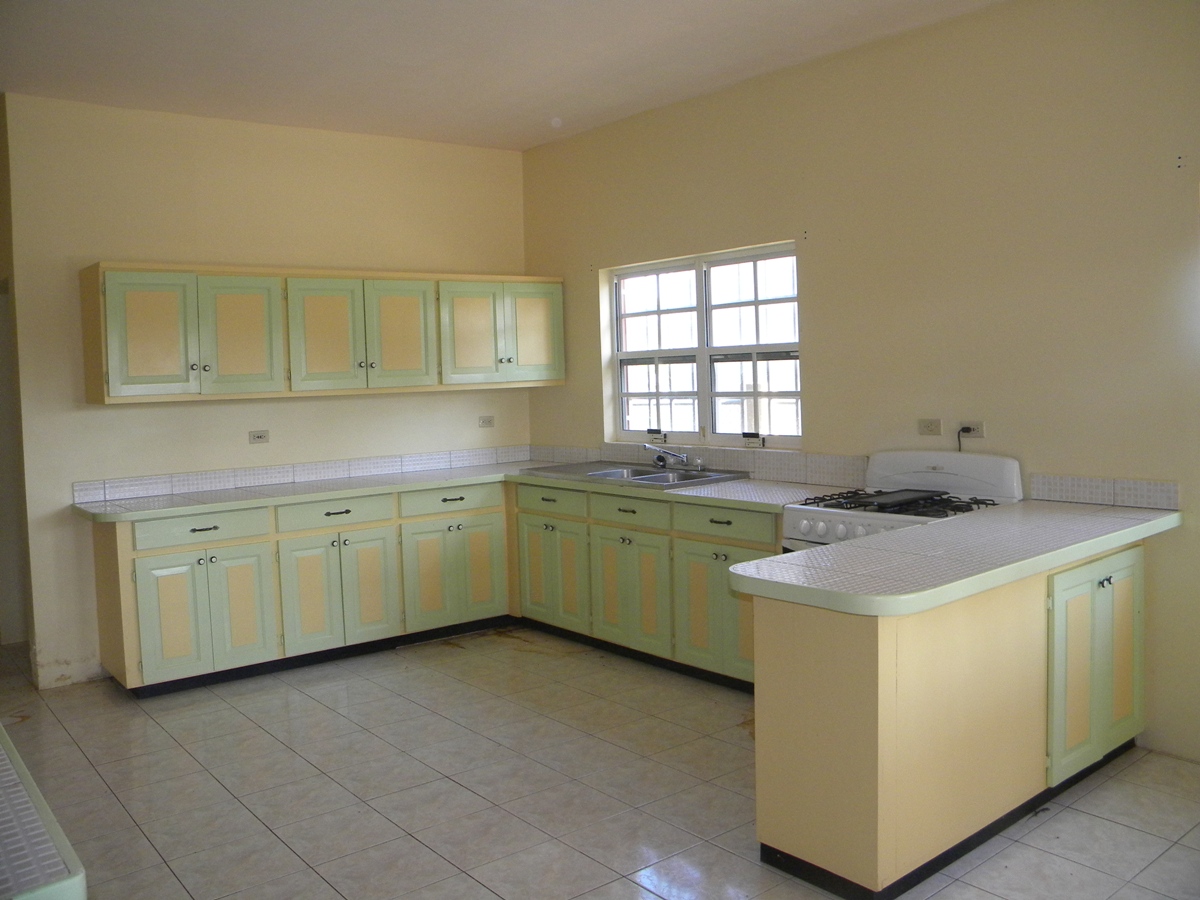 Beautiful Bungalow House For Rent in Belmopan City