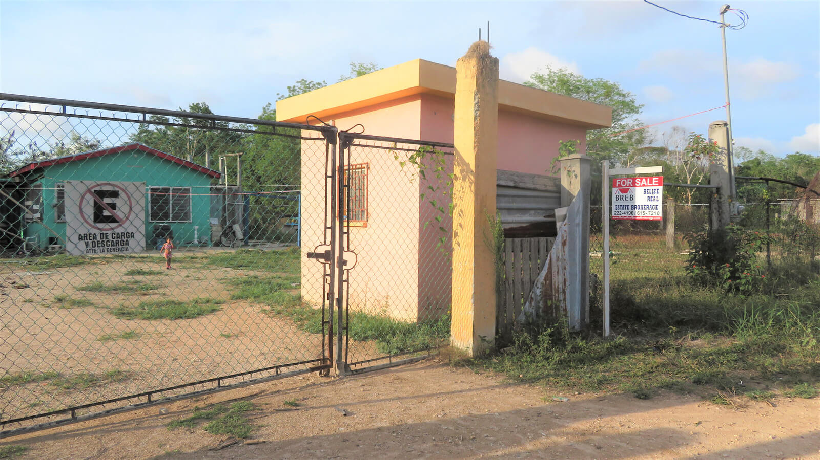 Residential/Commercial Property for Sale In Corozal Town
