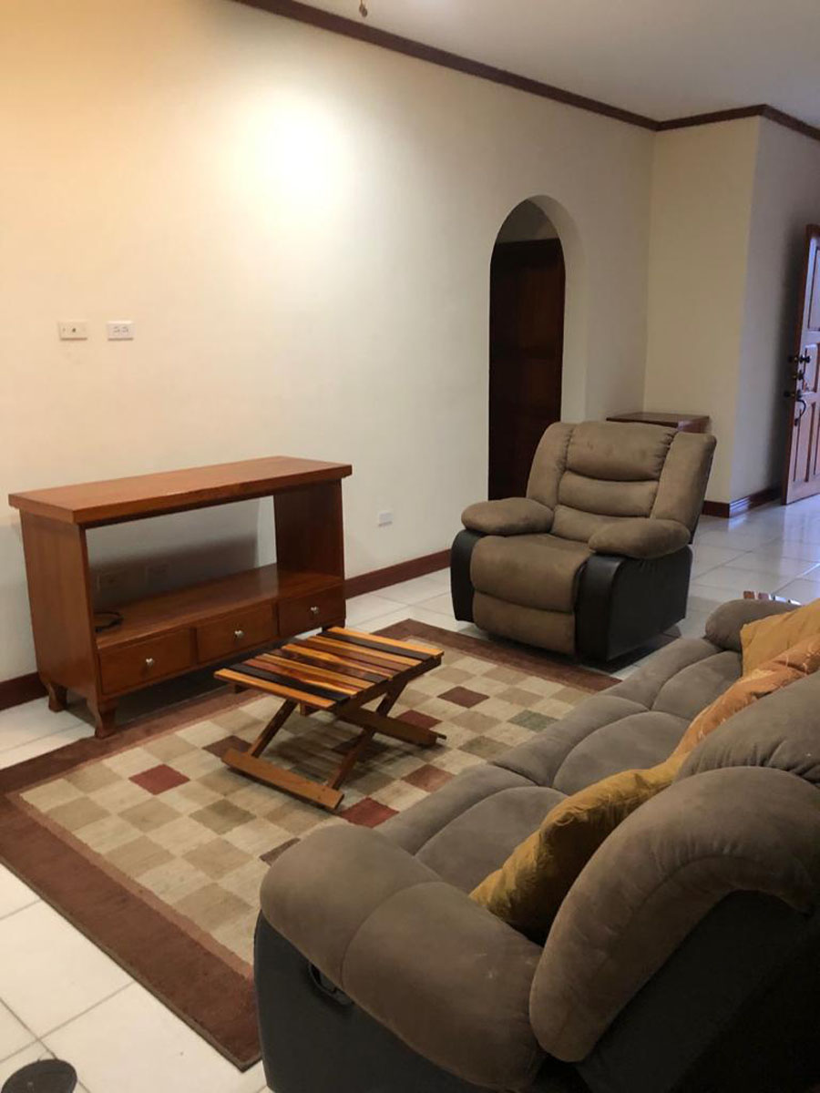 Three Bedroom Bungalow House for Rent in Belmopan City