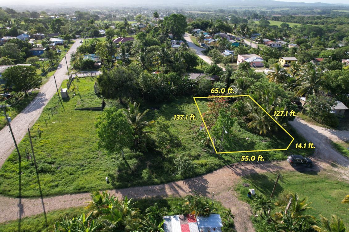 Large corner lot for Sale in Hill View community, Santa Elena, Cayo. Belize