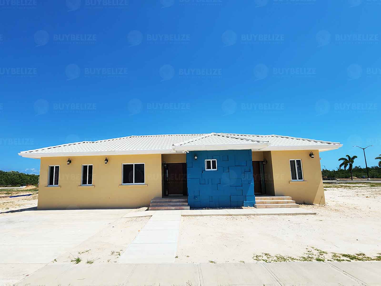 3 Bed 2 Bath Modern House For Rent in Gated Community