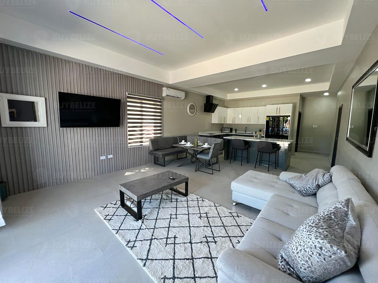 Beautiful 2 bed 2.5 bath Apartment for Rent in Belize City