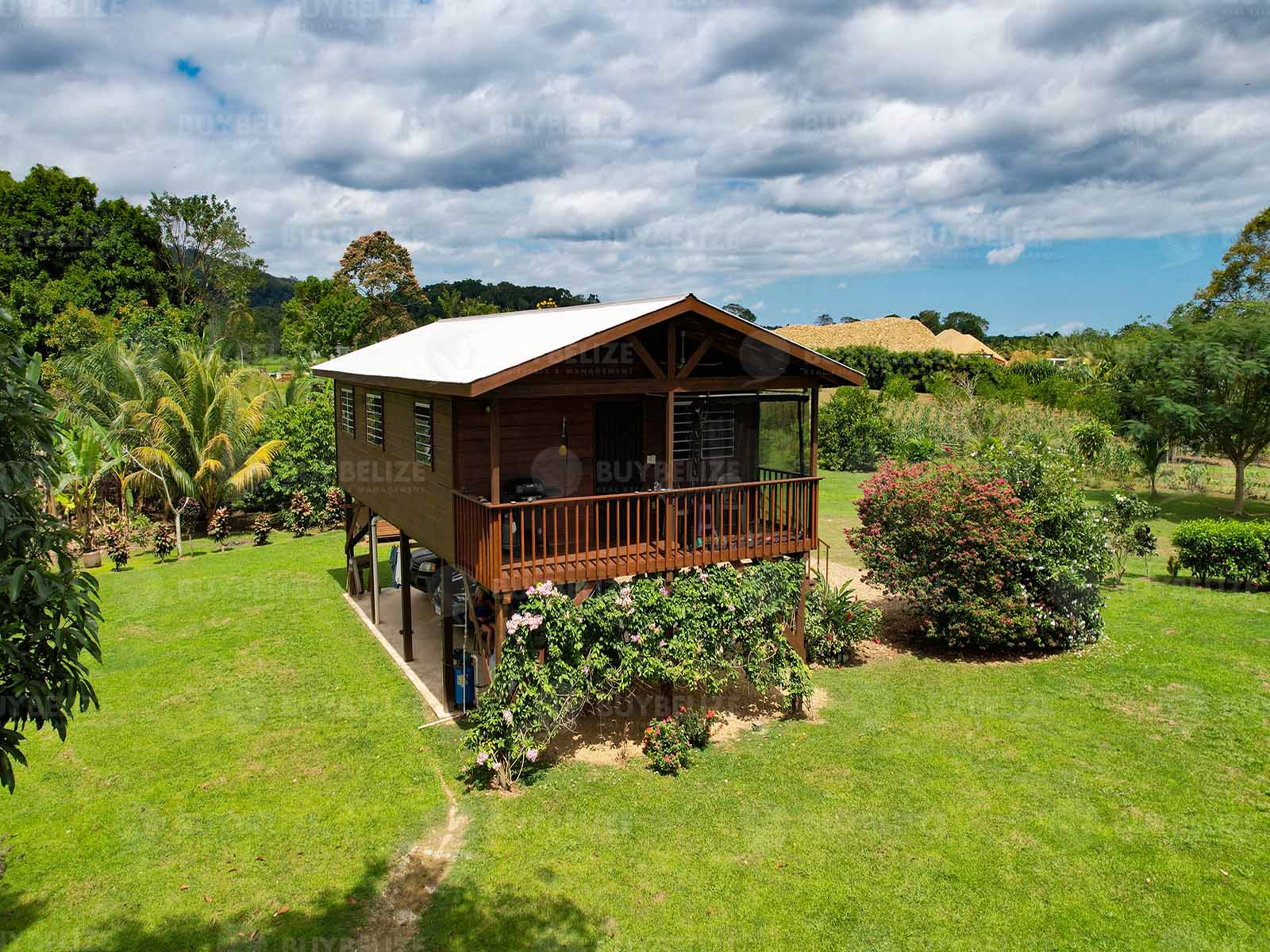 Beautiful 6.4 Acre Farm with House and Riverfront