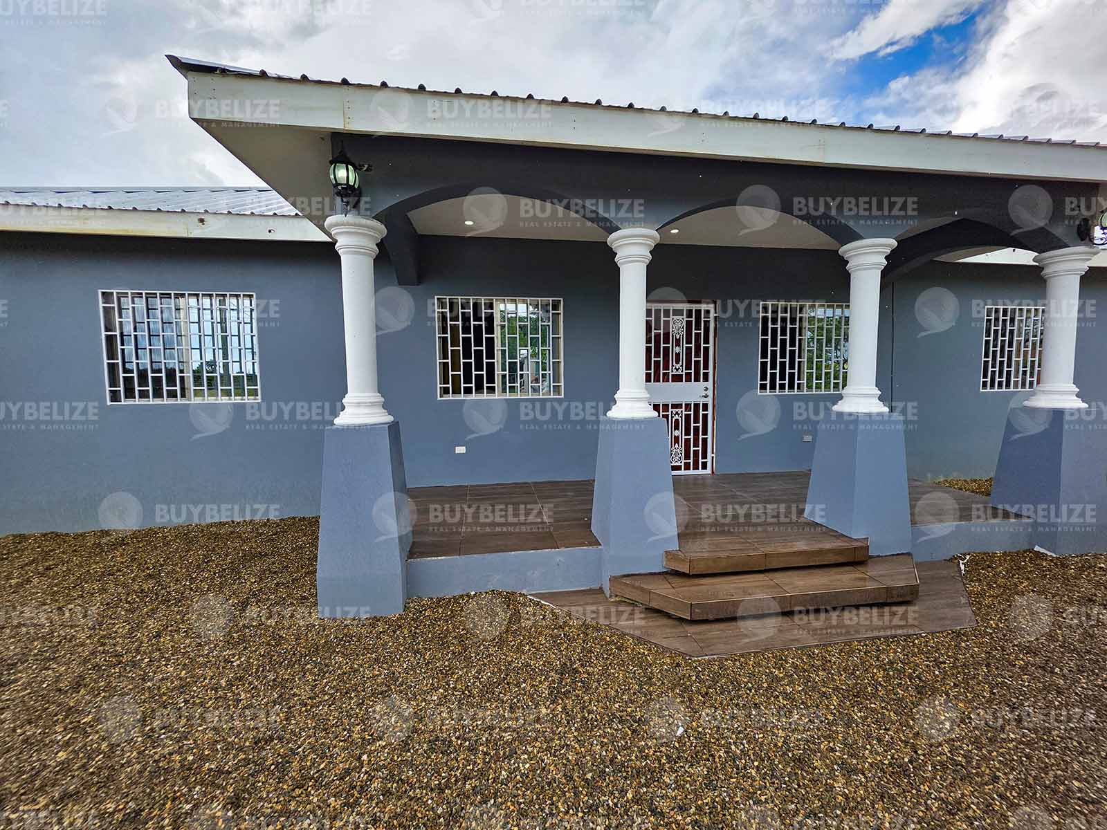 Luxury Home for Sale in Lake Garden, Ladyville