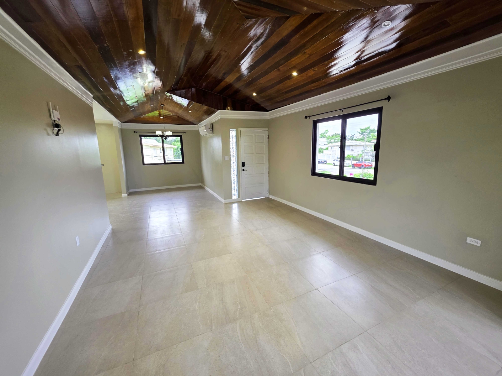 3 Bed 2 Bath Upper Floor Apartment For Rent in Belize City