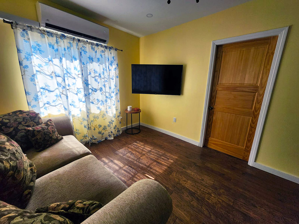 UPDATED: FURNISHED 2 Bed 2 Bath Upstairs Apartment for Rent in Belize City