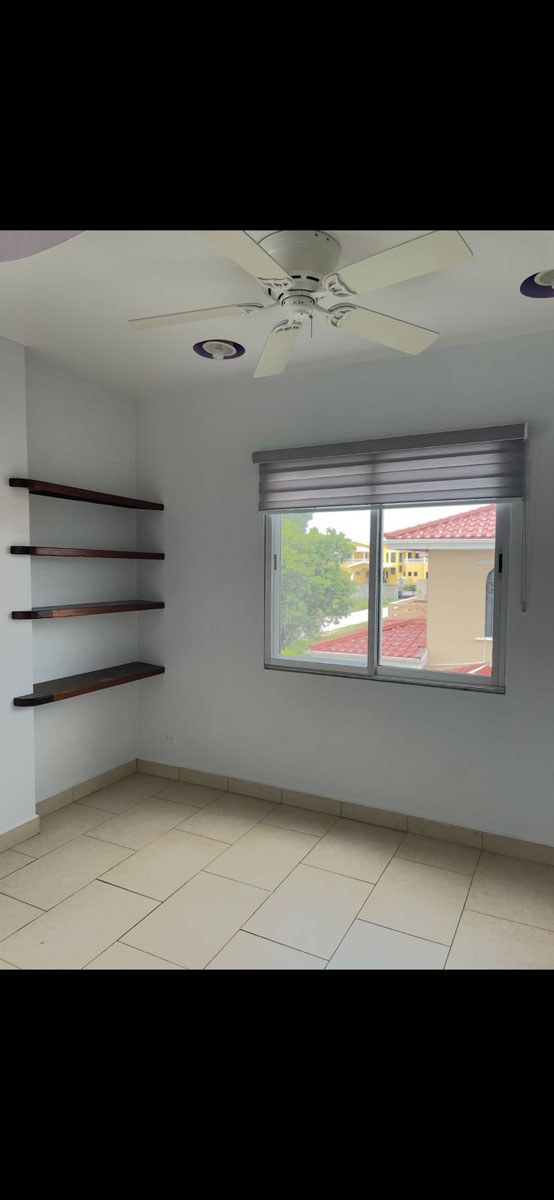 Three Bedroom 2 Bathroom Apartment