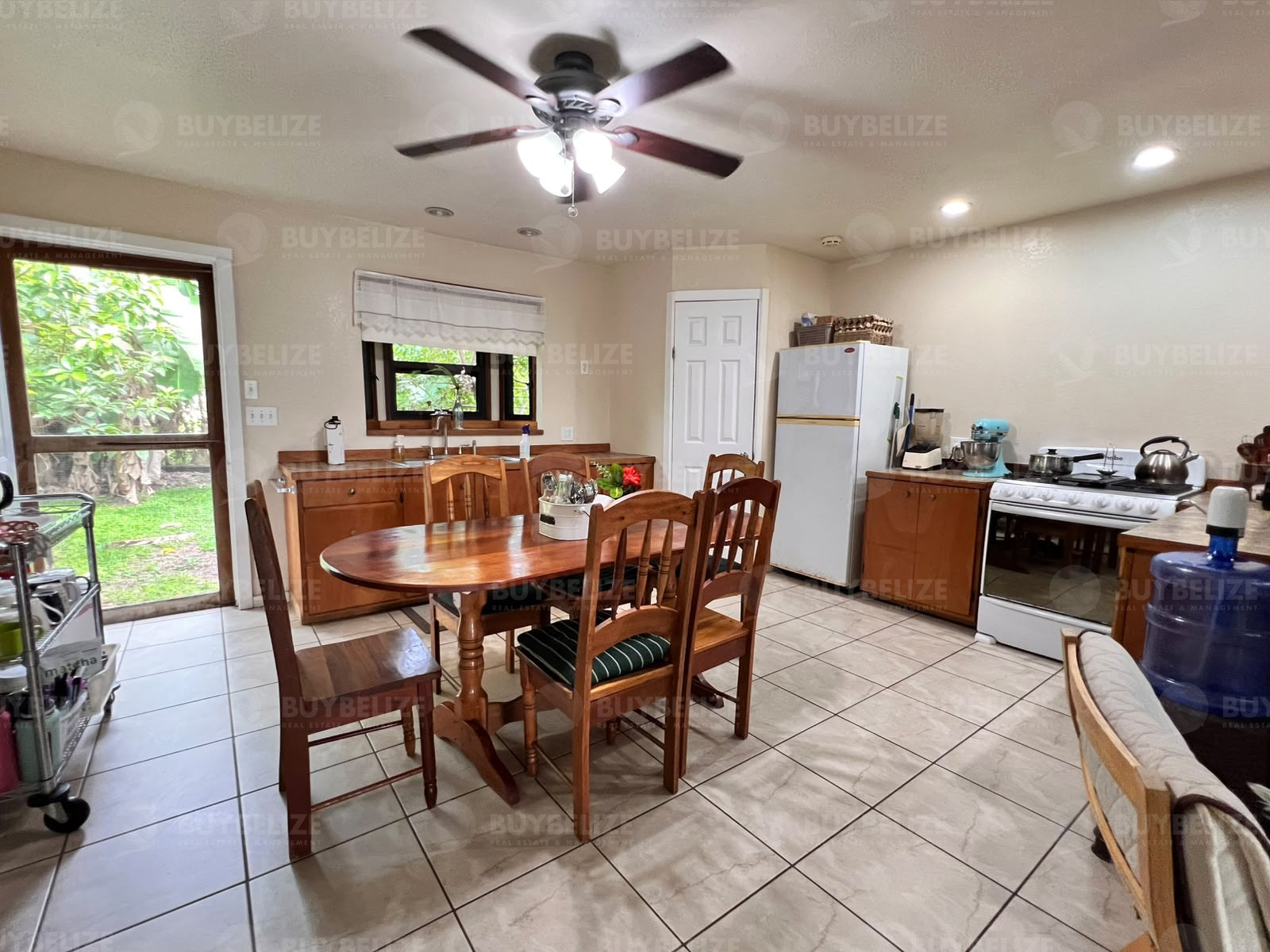 Serene 3-Bedroom Home With Garage, Sheds & Spacious Yard – Unitedville, Cayo District