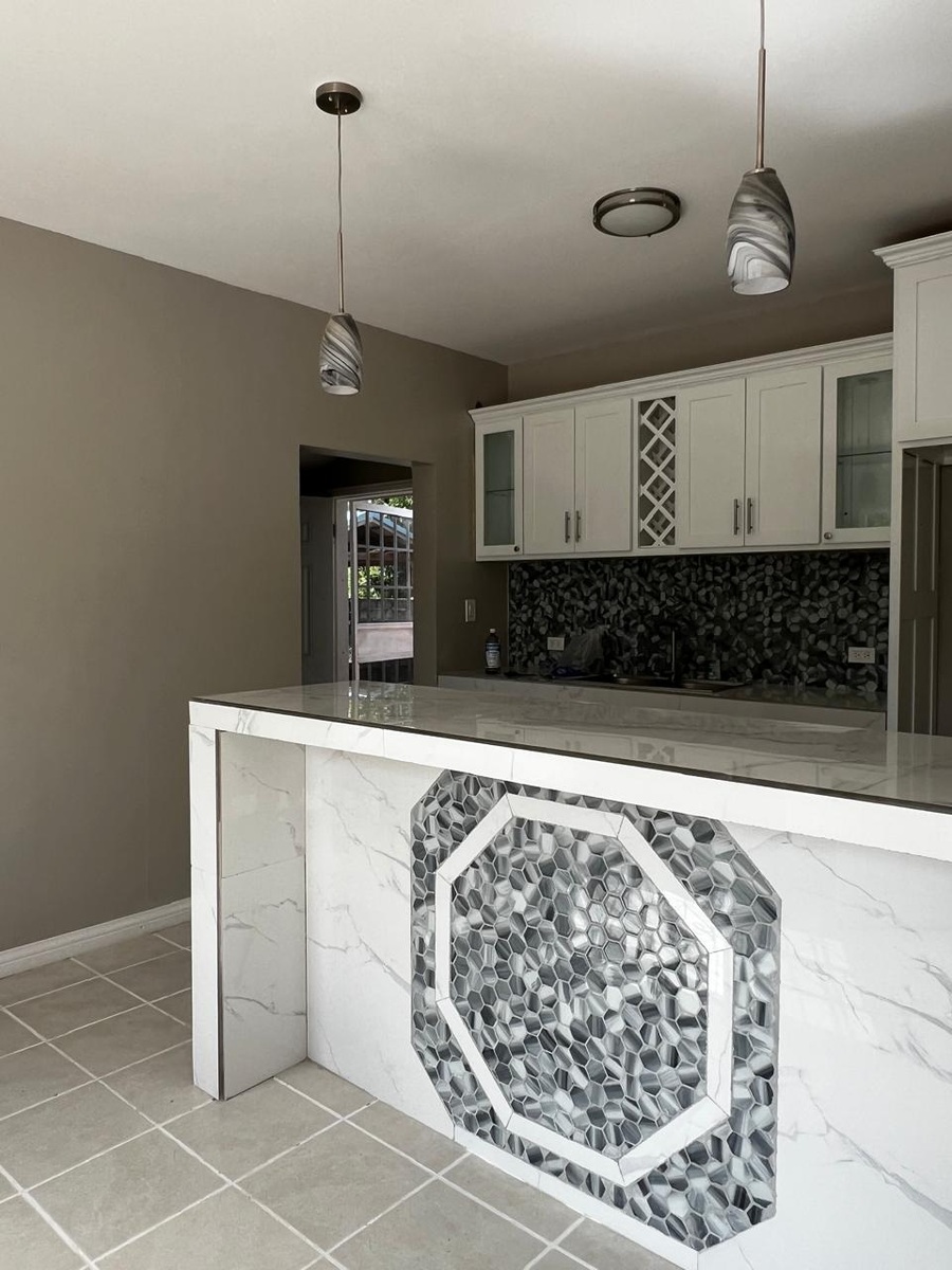 Contemporary 3-Bedroom, 2-Bath Apartment in Cohune Walk, Belmopan