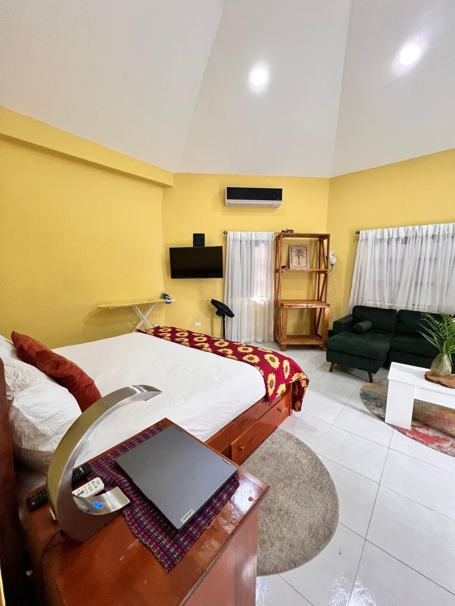 Spacious Furnished Studio Apartment in Cohune Walk, Belmopan