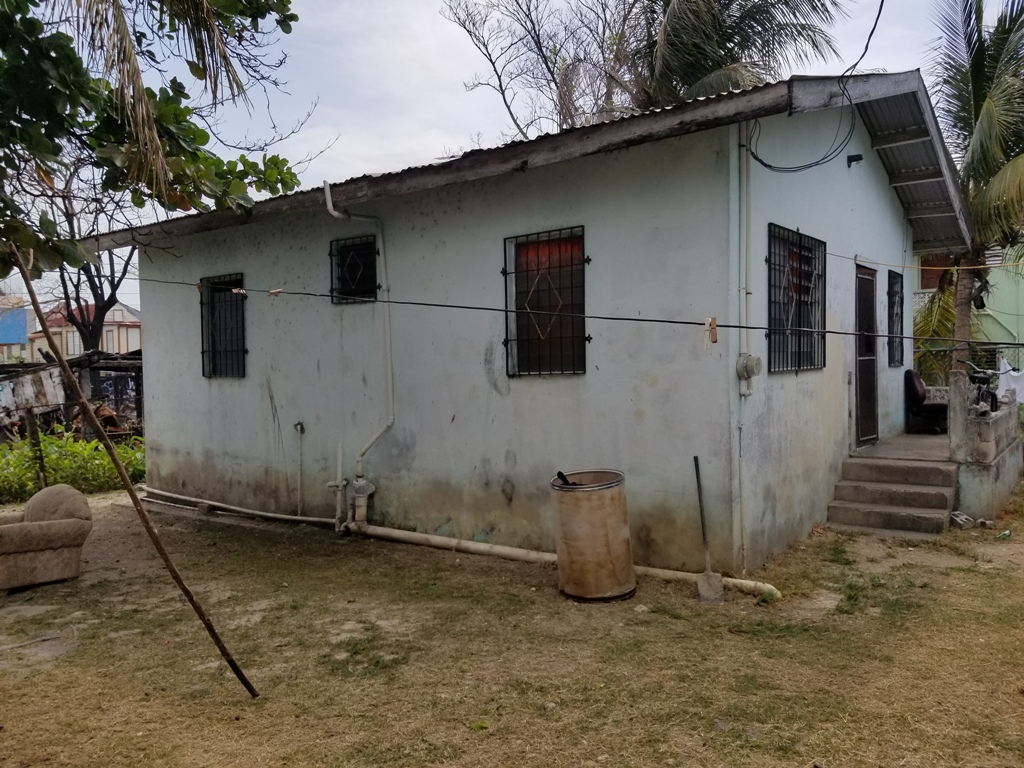 Fixer Upper House on the Southside Belize City